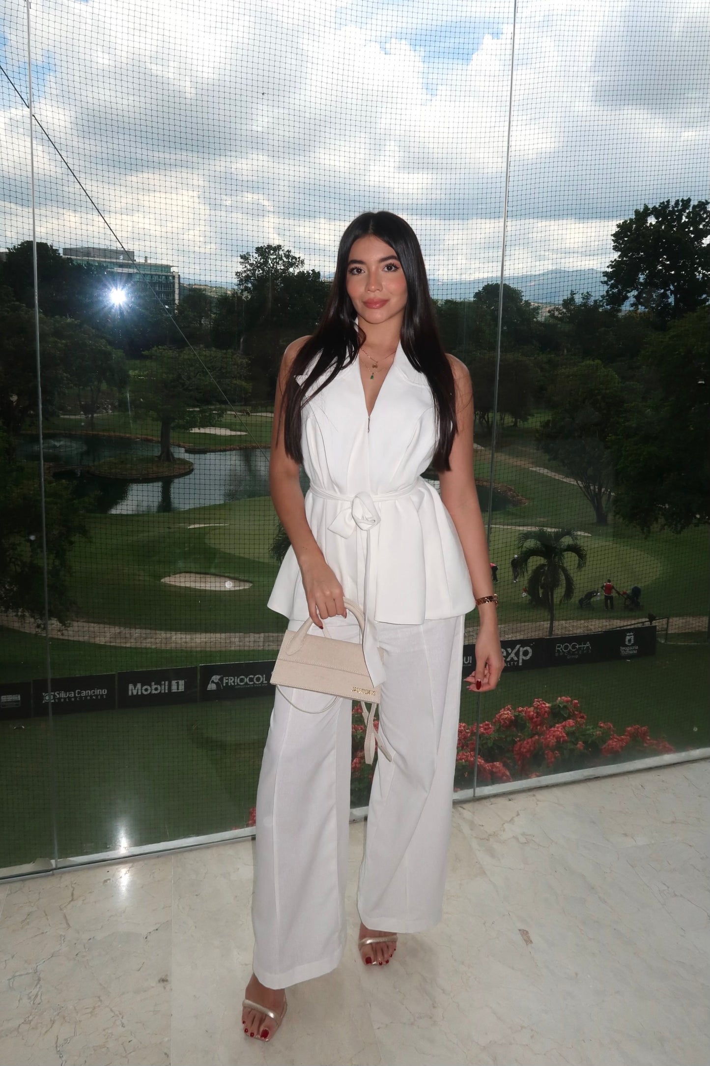 Fifth Avenue Linen Set