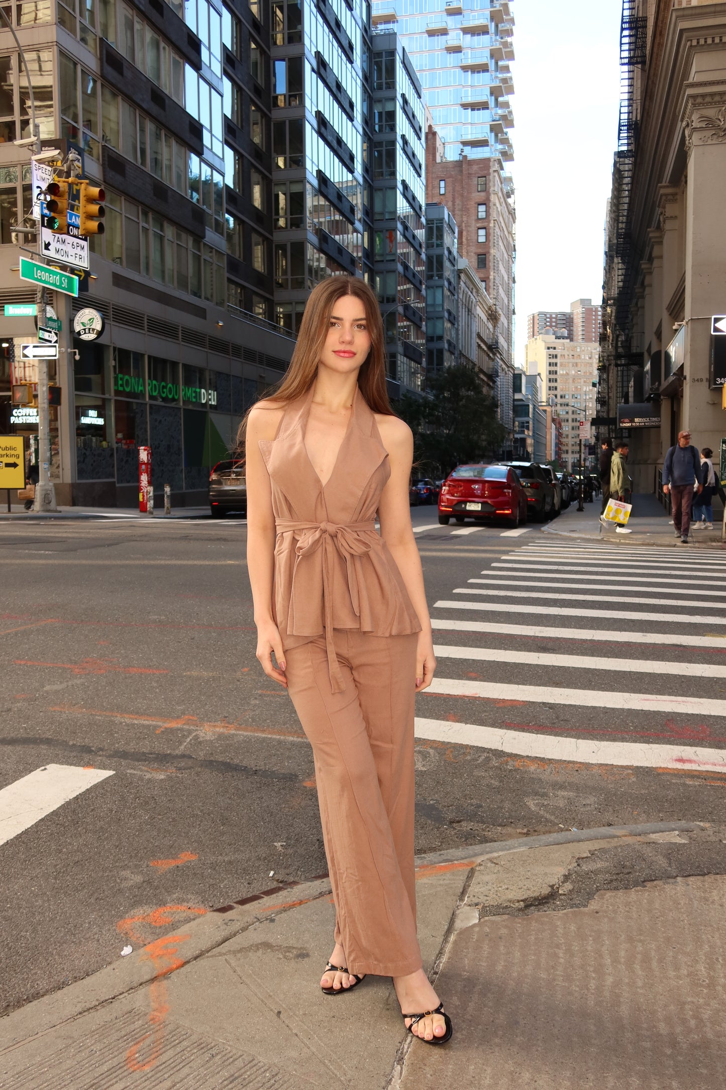 Fifth Avenue Linen Set