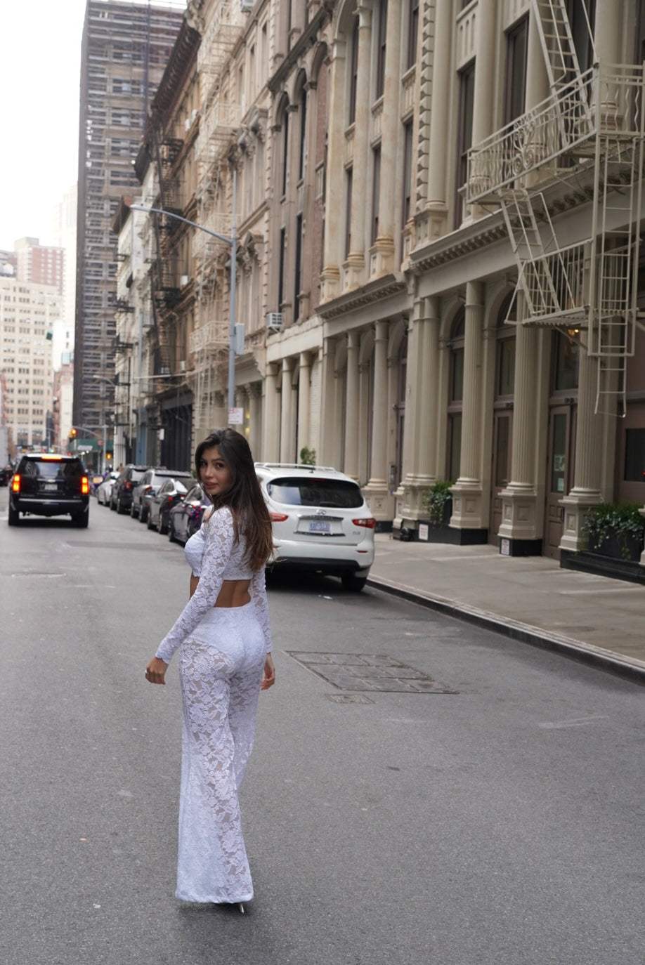 Cargar video: SACRED COLLECTION NYC